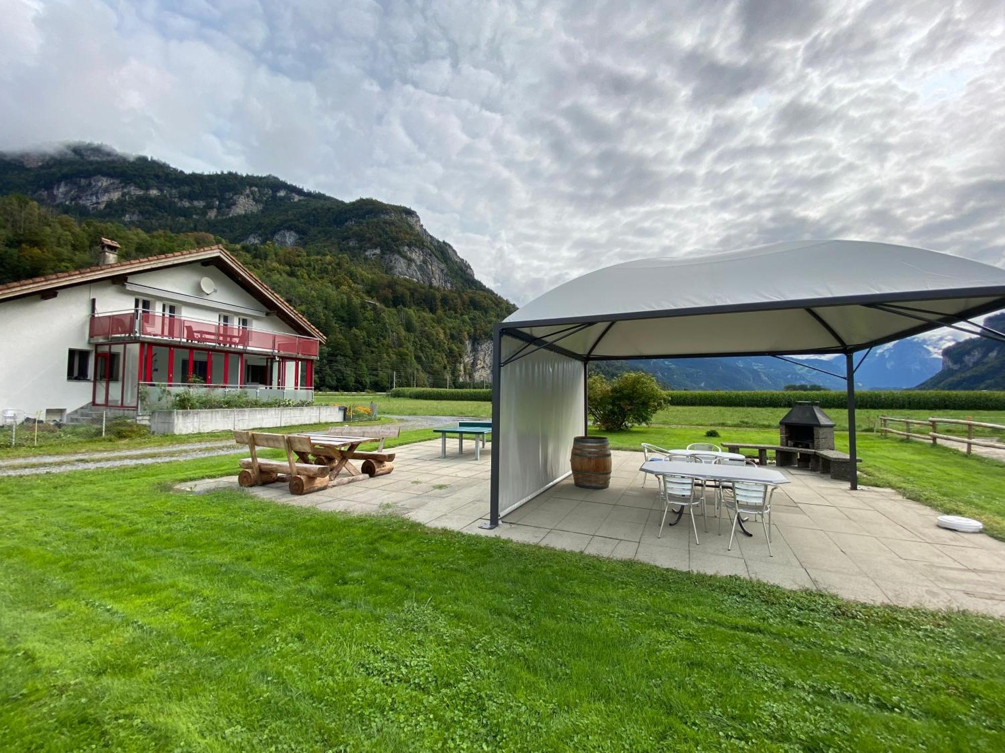 ”Heimet” Im Berner Oberland Apartment Unterbach  Exterior photo